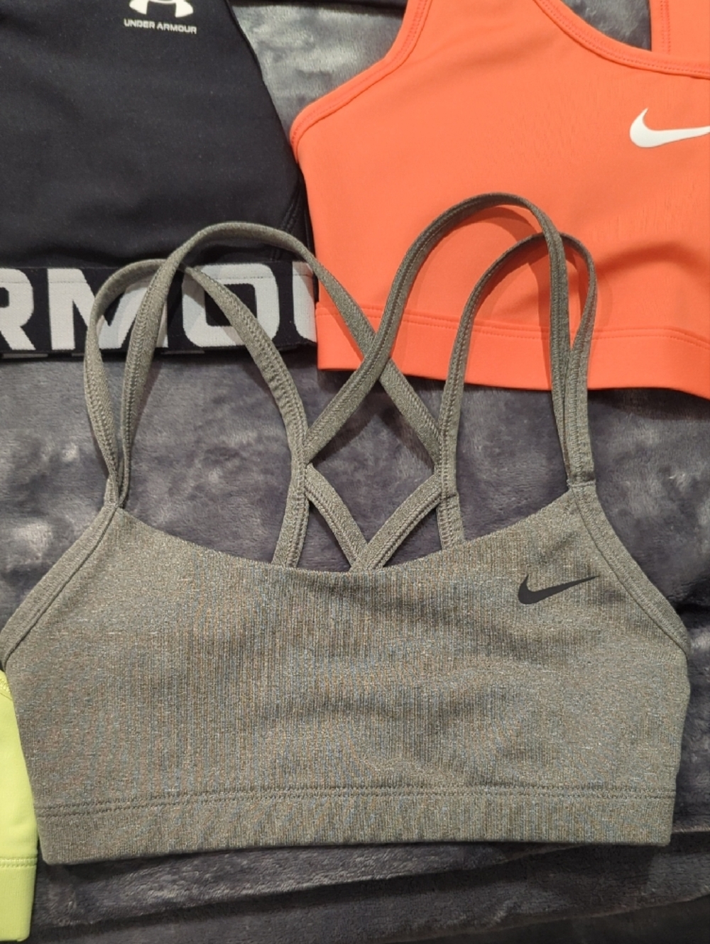 Running Bra Bundle - Picture 4 of 8